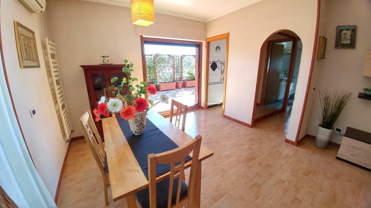 Apartmán Terrace22 - Delizioso Attico Ben Collegato Řím Exteriér fotografie