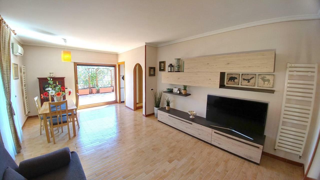 Apartmán Terrace22 - Delizioso Attico Ben Collegato Řím Exteriér fotografie