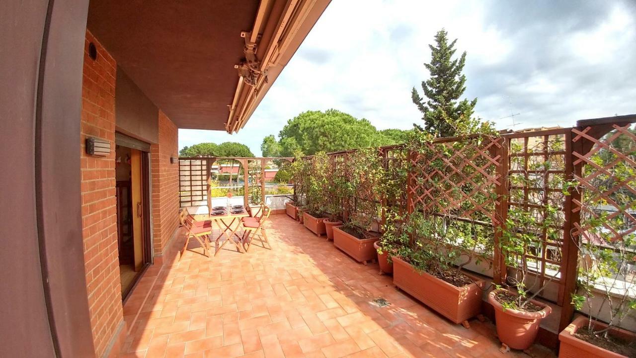 Apartmán Terrace22 - Delizioso Attico Ben Collegato Řím Exteriér fotografie