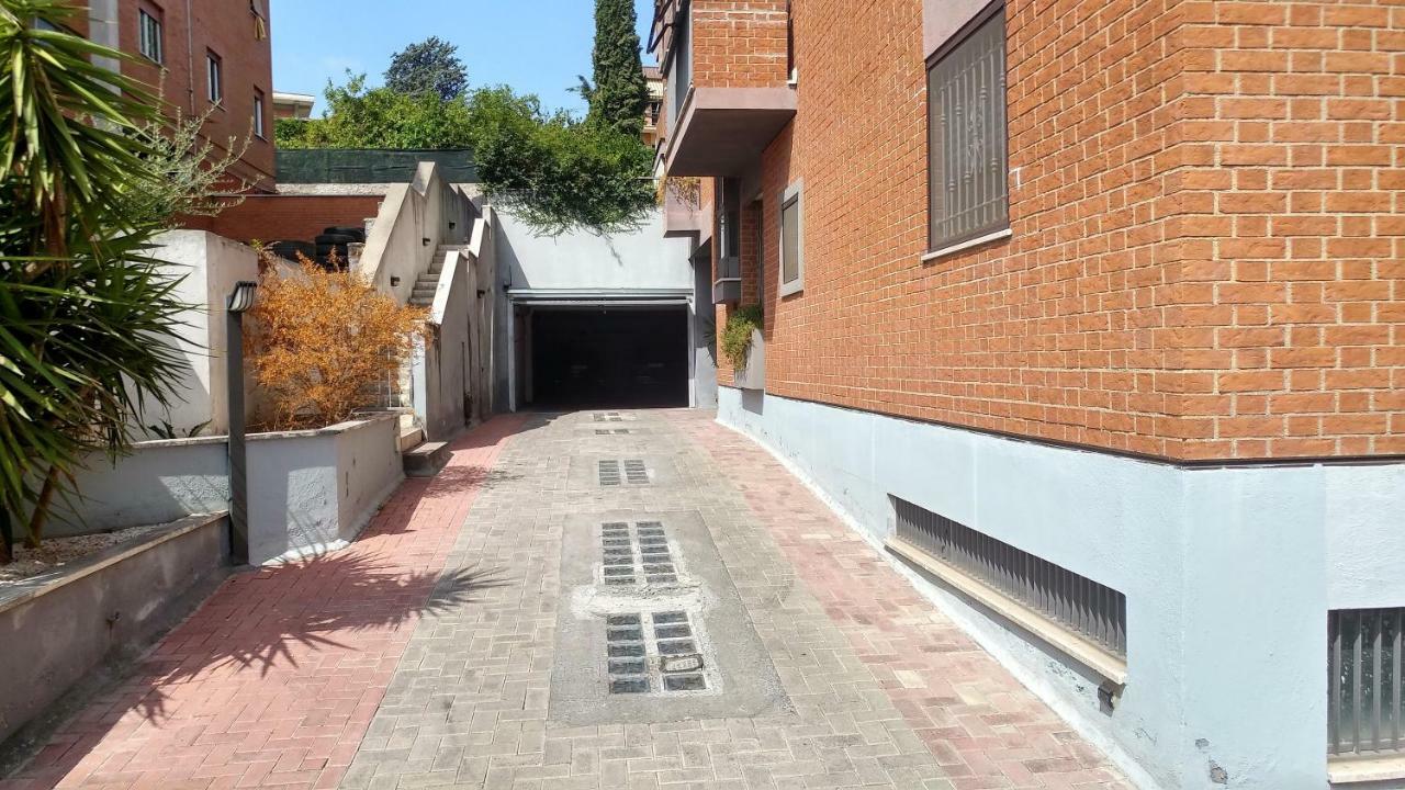 Apartmán Terrace22 - Delizioso Attico Ben Collegato Řím Exteriér fotografie